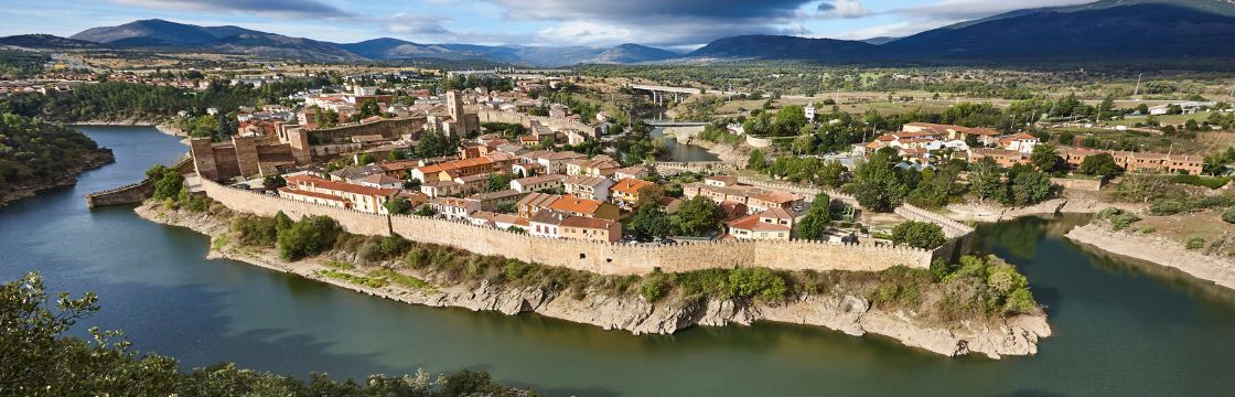 Vista aérea de Buitrago del Lozoya, en la Sierra Norte de Madrid.