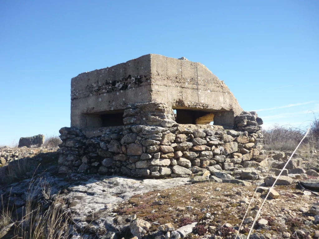 Nido de ametralladoras en el Frente de Somosierra